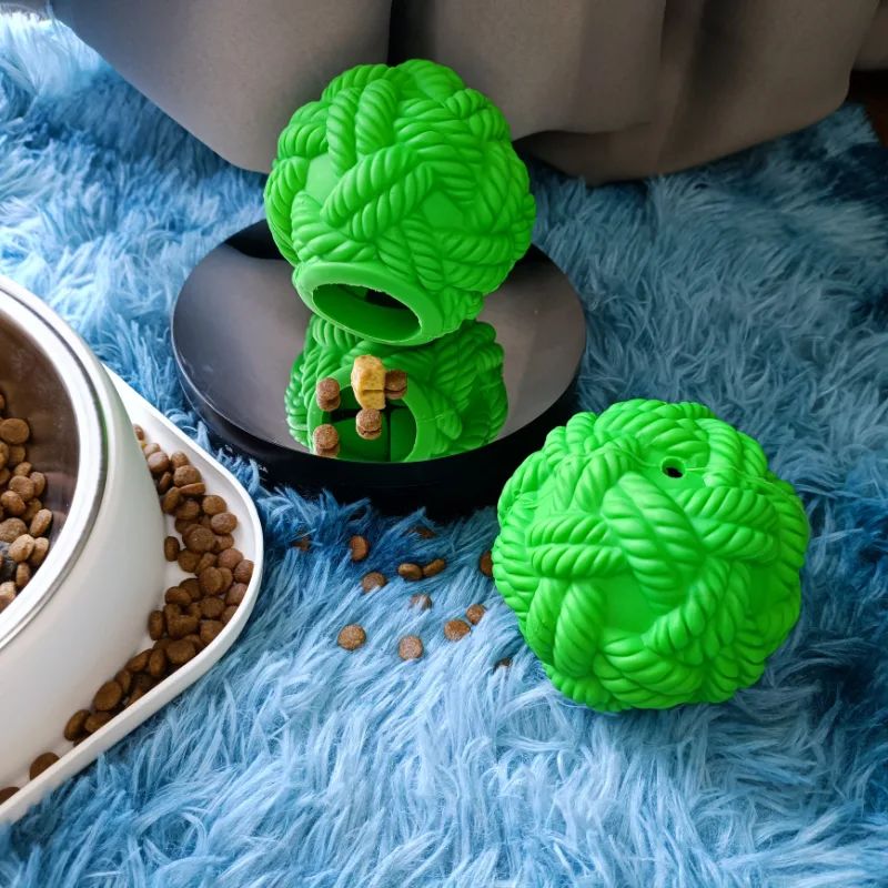 Interactief kauwspeeltje met dispenser